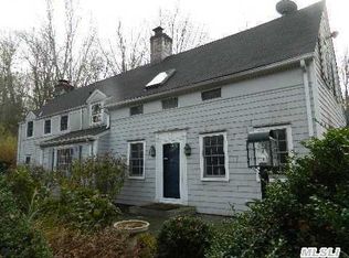 143 Cove Rd, Oyster Bay, NY 11771