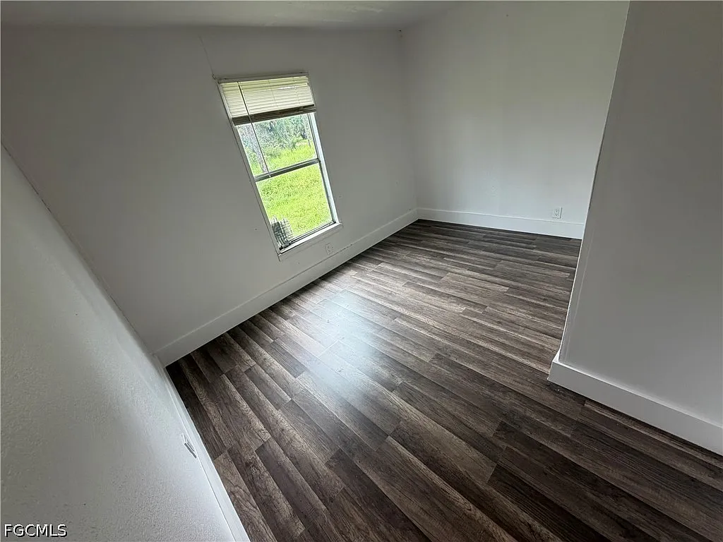 2 bed, 1.0 bath, 672 sqft, $1,500 — Photo 4