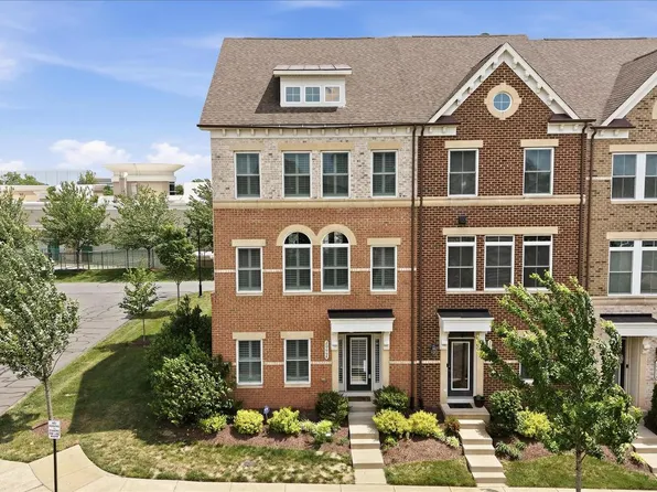 20668 Duxbury Ter, Ashburn, VA 20147