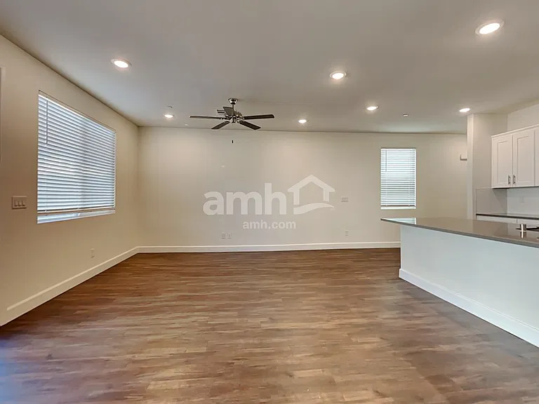 296 Austin Bellerose Pl — Photo 6