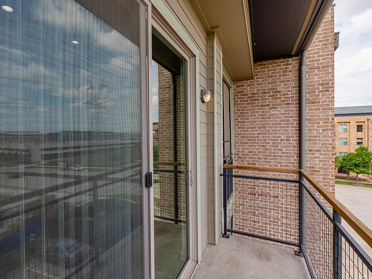 The District At Cypress Waters - Parson's Green — Photo 753