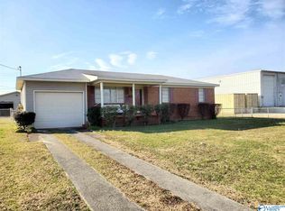 2909 McArthur St SE, Decatur, AL 35603