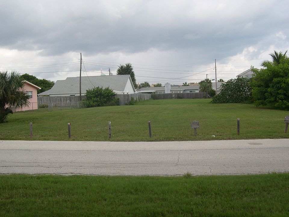 Lot View North