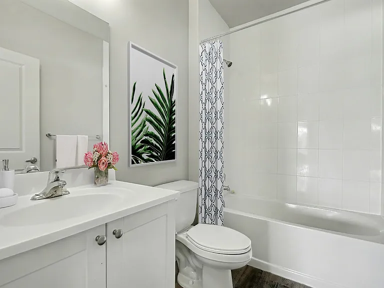 660 Garibaldi Ave #6 — Photo 10