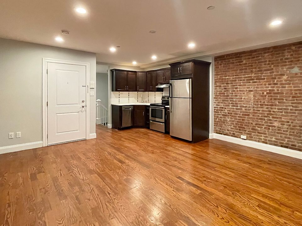 1st image of 270 W 139th St APT 1