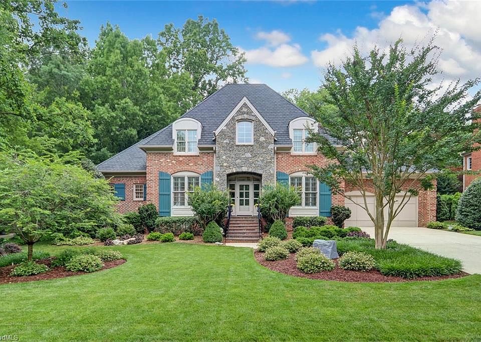 1st image of 1702 Regents Park Ln