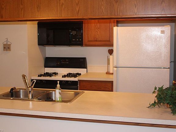 5th image of 3423 Pecan Ln