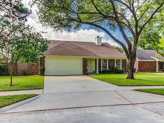 This home has great curb appeal with a nice sized lot in a well established neighborhood.