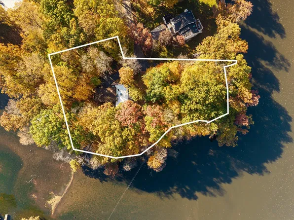 7792 Thornapple Bayou Dr SE, Grand Rapids, MI 49512