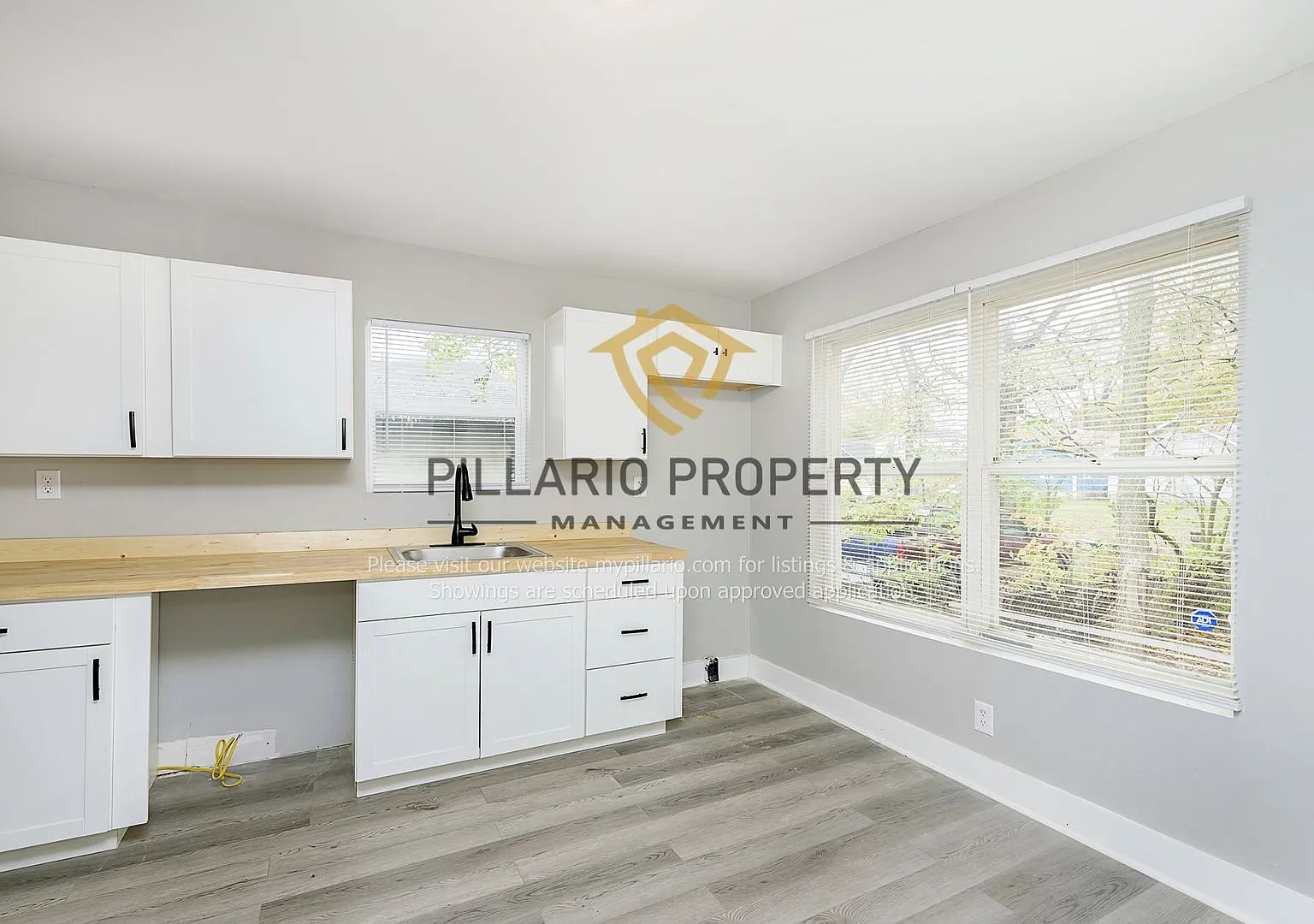 2 Bedroom Home Near Riverside Park, Available NOW! — Photo 3