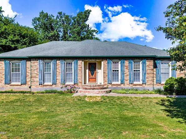 4908 Jerry Dr, Shepherdsville, KY 40165