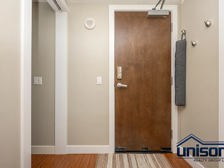 222 S Riverfront Ave SW #251 — Photo 7