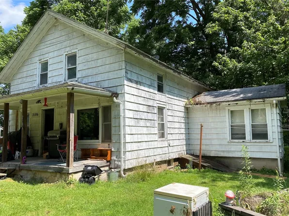 2106 Harris Rd, Palmyra, NY 14522