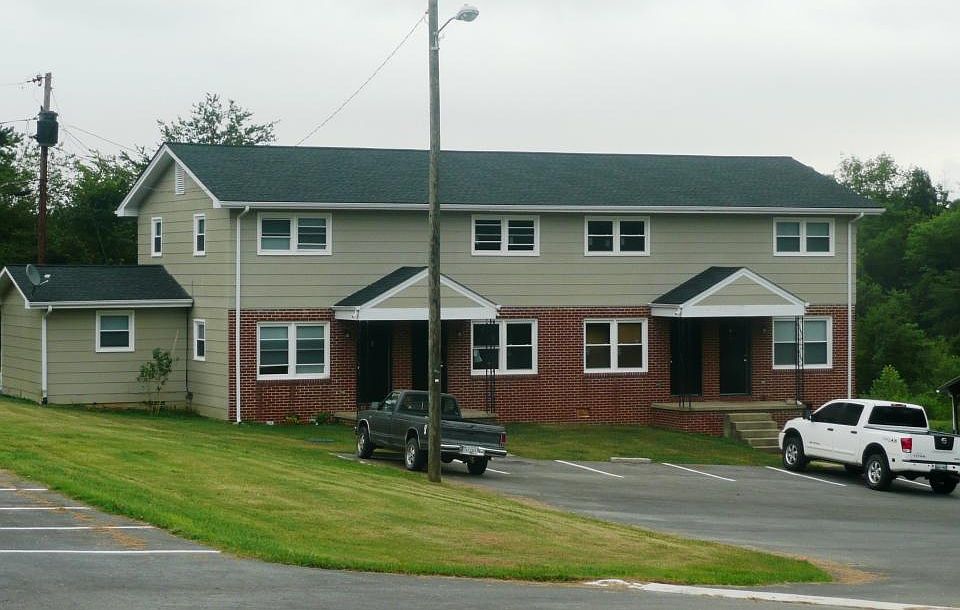 2nd image of 2321 Idle Hour Rd APT 8