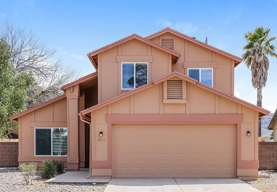 1st image of 2811 W Calle Del Tigre