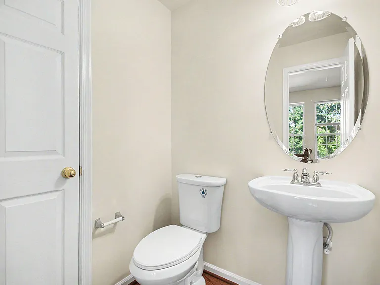 1114 Ellis Ave — Photo 10