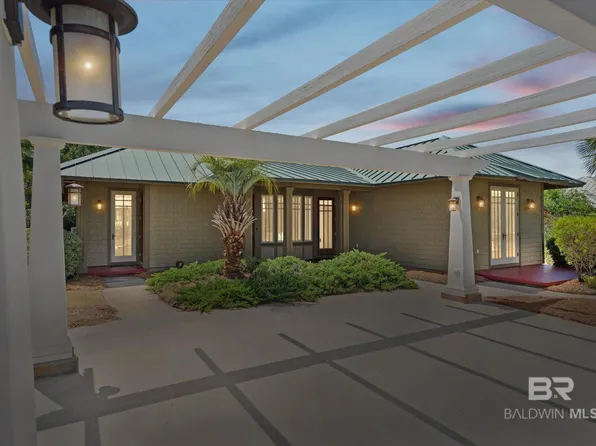 8761 Cape Ln, Gulf Shores, AL 36542