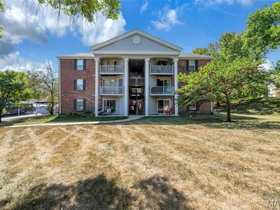 7616 Triwoods Dr APT D, Saint Louis, MO, 63119