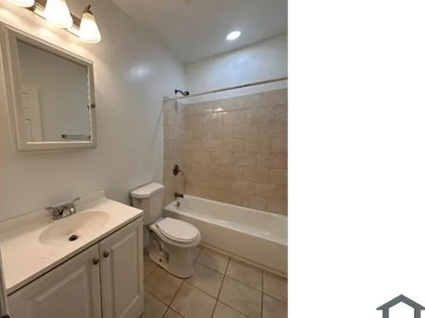 2724 Baker St, Baltimore, MD 21216