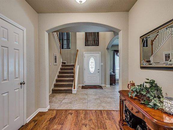 5th image of 13430 Hidden Valley Dr