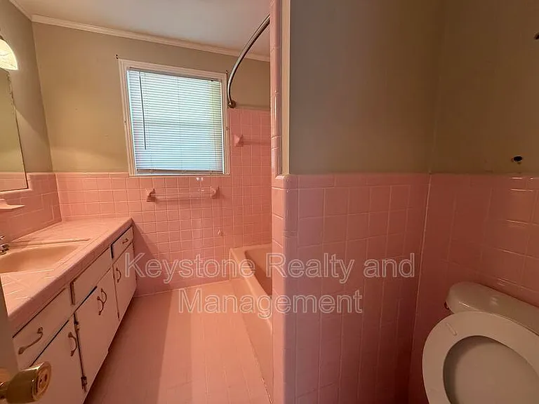 1511 Cavern Ct — Photo 9