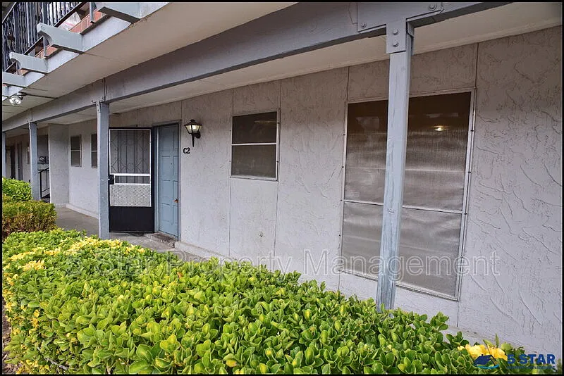 2 bed, 2.0 bath, 1082 sqft, $1,350 — Photo 2