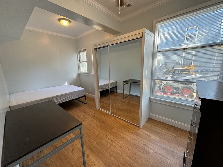 1346 Geddes Ave #3 — Photo 8