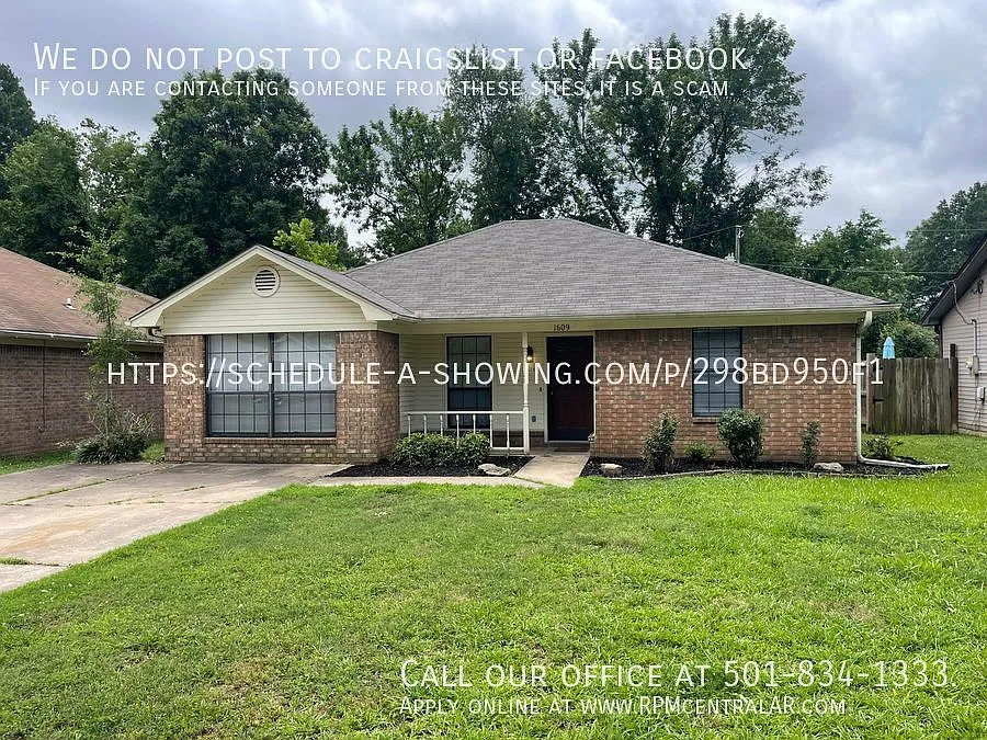 1609 Rushing Circle, Conway AR 72032 - Nice and affordable 3br 2ba near Hendrix College — Photo 1