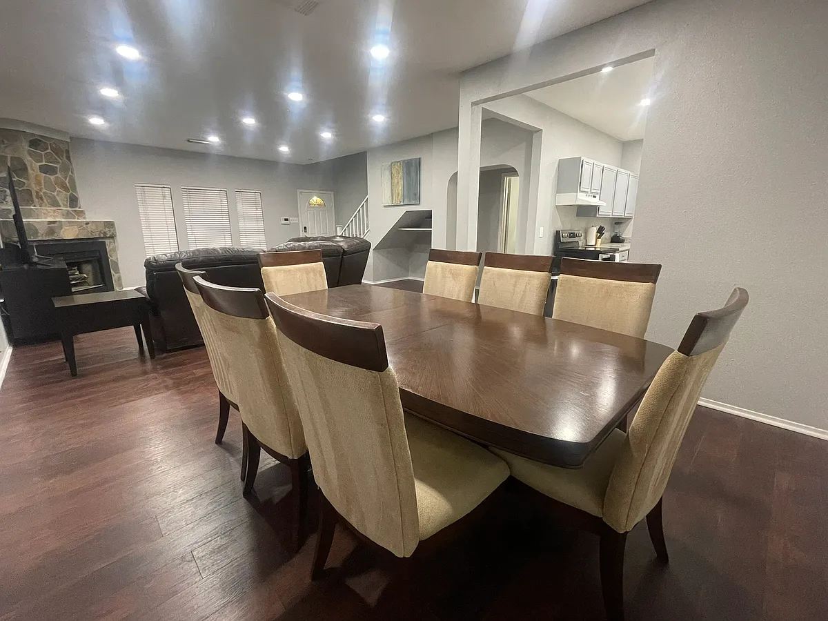 Building Photo - 3406 Westmark
