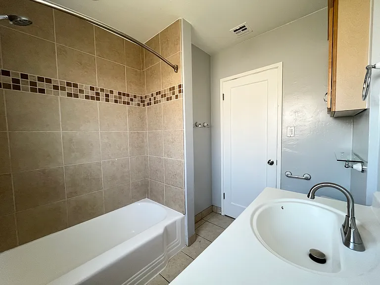 22 Real Rd — Photo 13