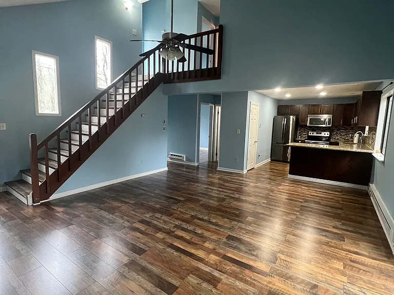 Woods Ln — Photo 24