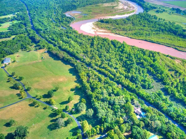 W Pierce St, Purcell, OK 73080