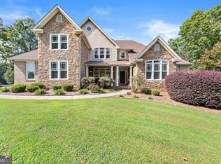 526 Orchard Dr, Clarkesville, GA 30523