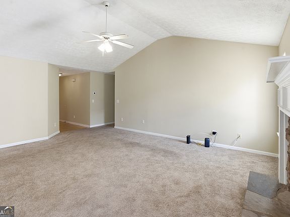 4th image of 5420 Yellow Pine Dr