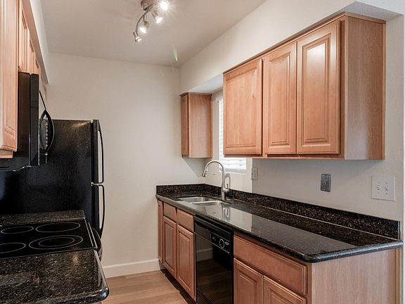 4th image of 5877 N Granite Reef Rd APT 2226