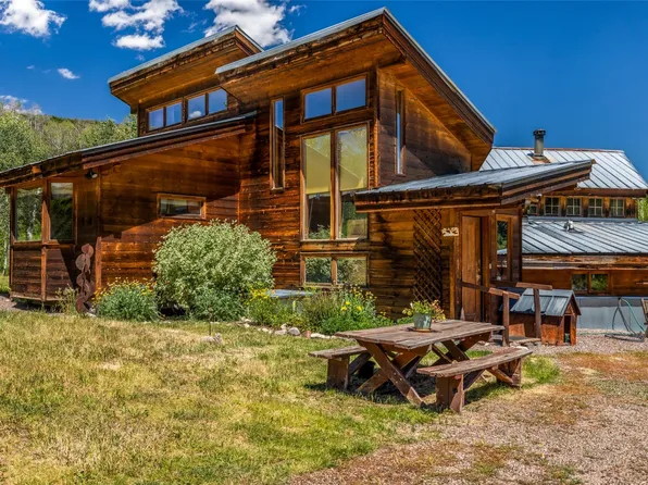 29560 Hinton Lane, Oak Creek, CO 80467