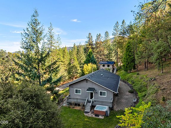 2nd image of 8129 Thompson Creek Rd
