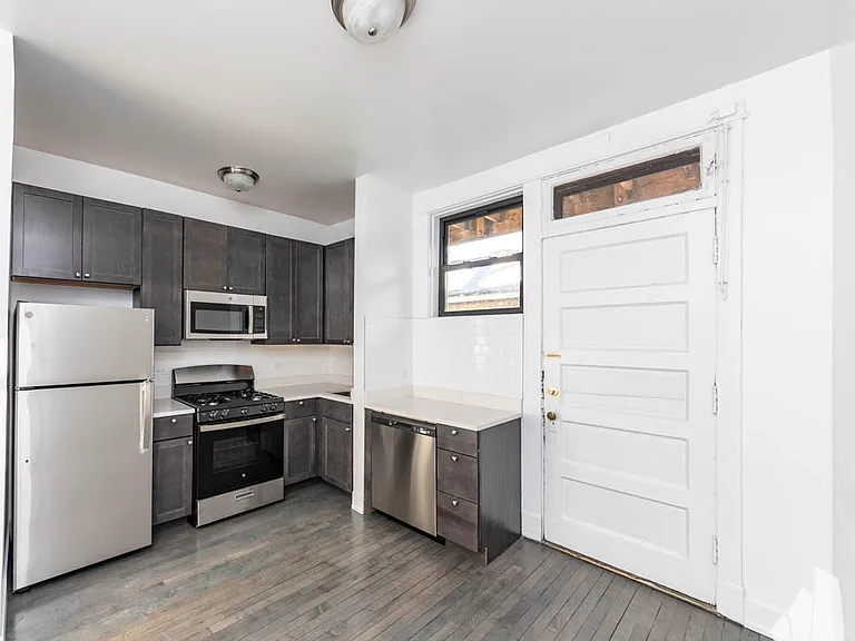 2640 N Milwaukee Ave #3 — Photo 15