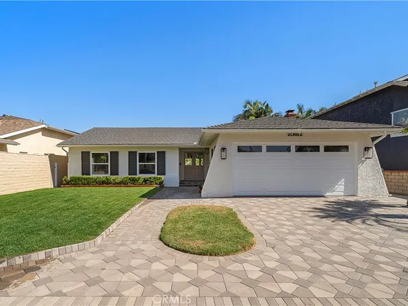 20852 Farnsworth Ln, Huntington Beach, CA 92646