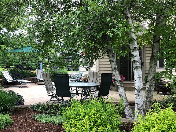 4th image of W327N3839 Wooded Ln