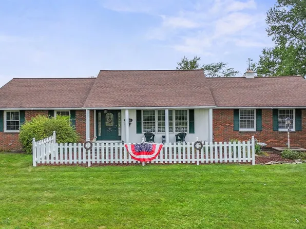 951 New State Rd S, North Fairfield, OH 44855