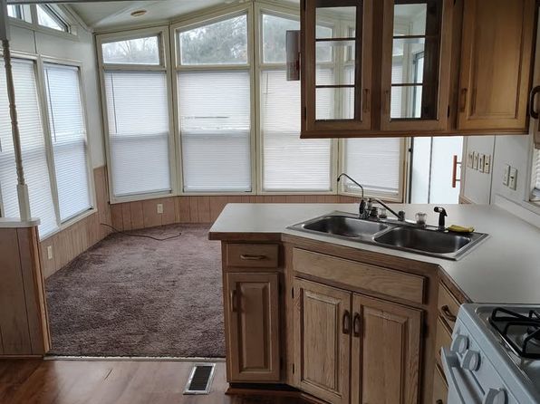 500 Pioneer Rd LOT 45, Marquette, MI 49855