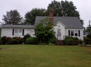 2694 County Line Rd, Bassett, VA 24055