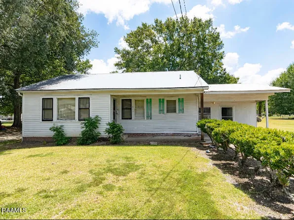 713/715 Saint Martin St, Saint Martinville, LA 70582