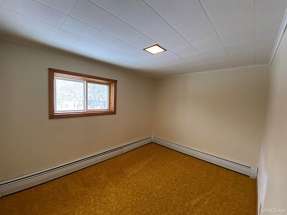 3rd image of 46657 Huron St