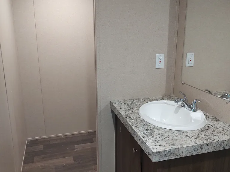 8607 N Bryan Rd — Photo 10