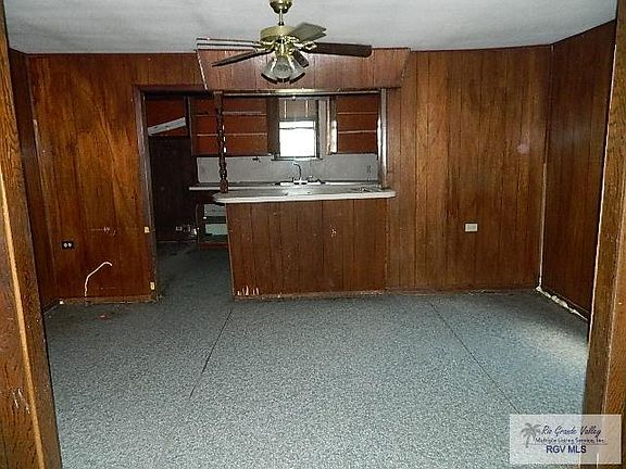 3rd image of 1129 W Madison Ave