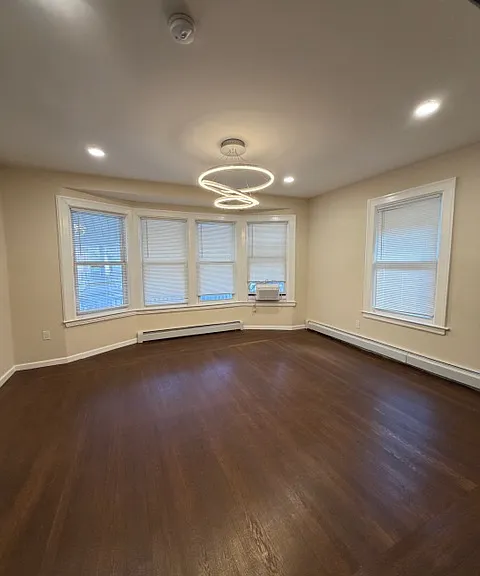 6035 Tyndall Ave #2 — Photo 1