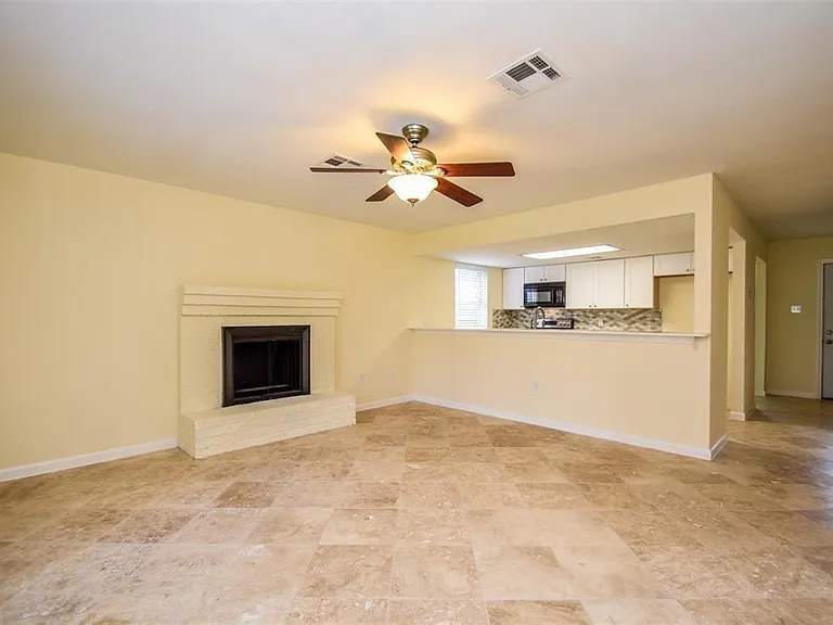 2110 Whiteback Dr — Photo 12