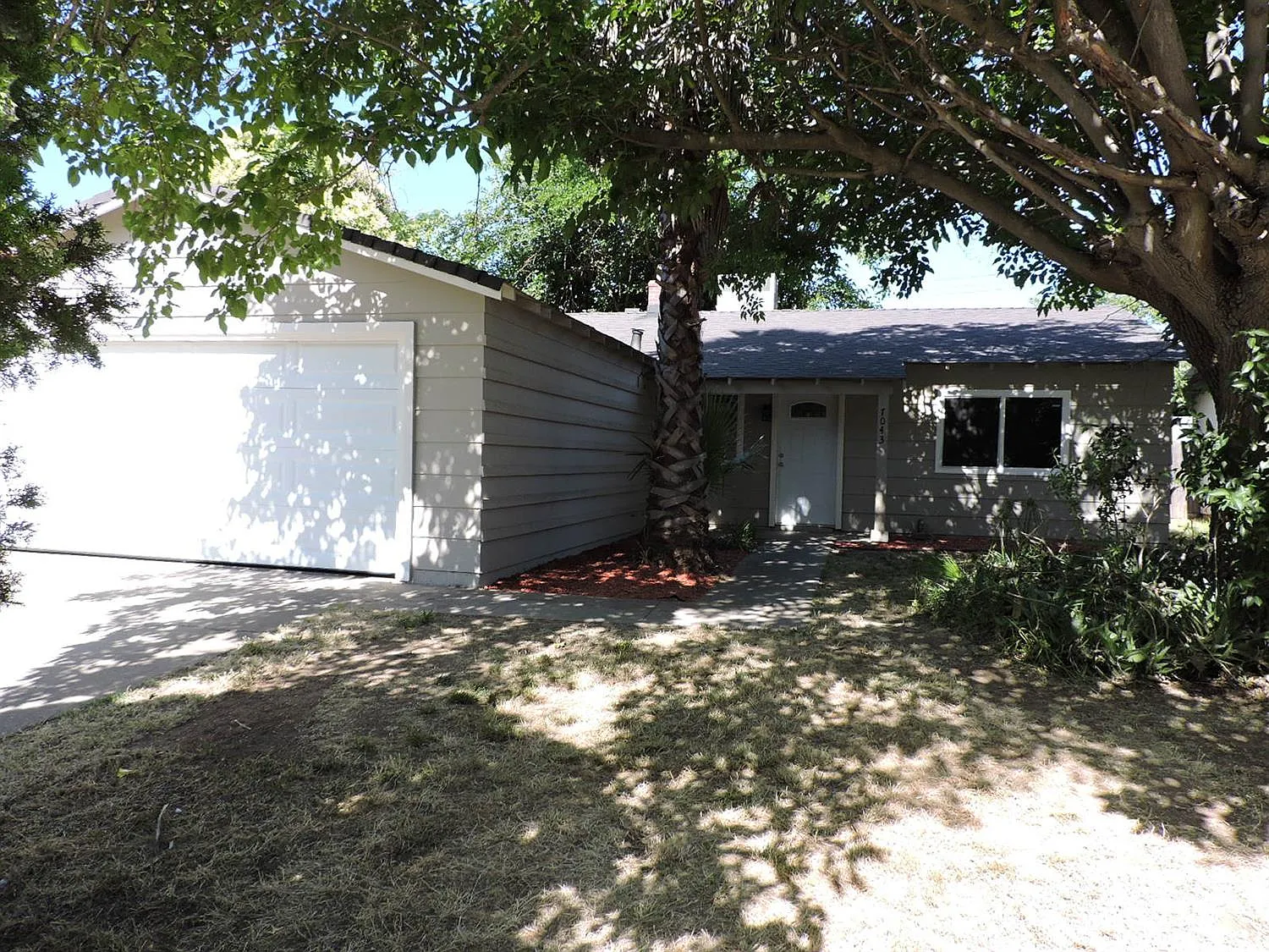 7043 Silver Knoll St photo 1
